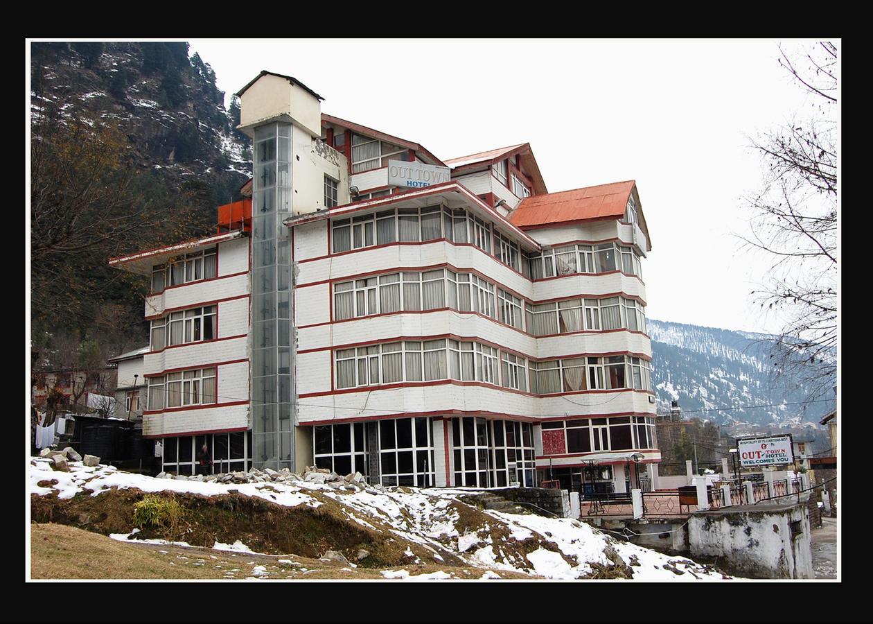 Out Town Manali (Himachal Pradesh)