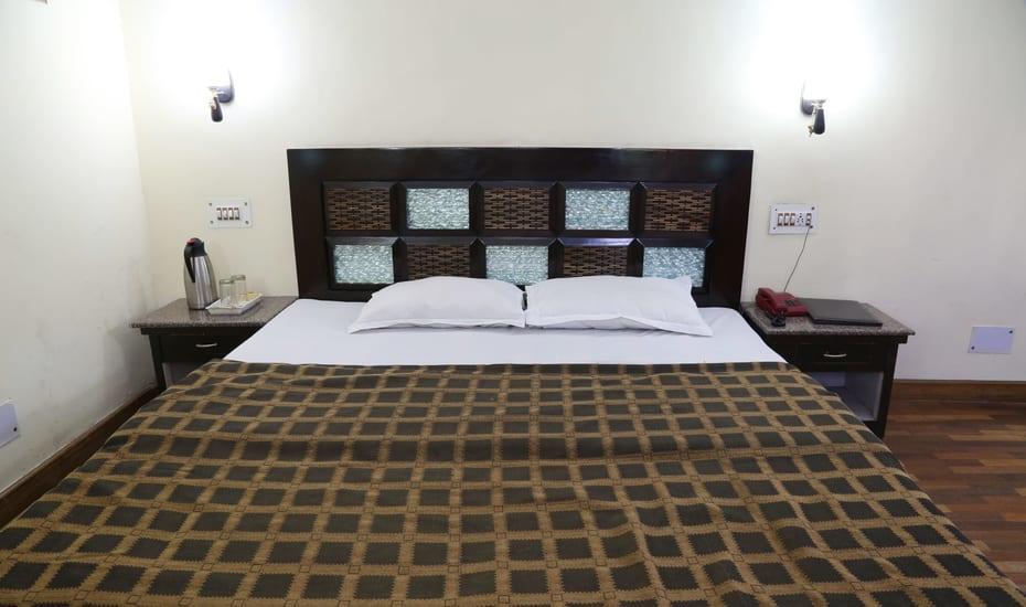 Hotel Jessica Manali (Himachal Pradesh)