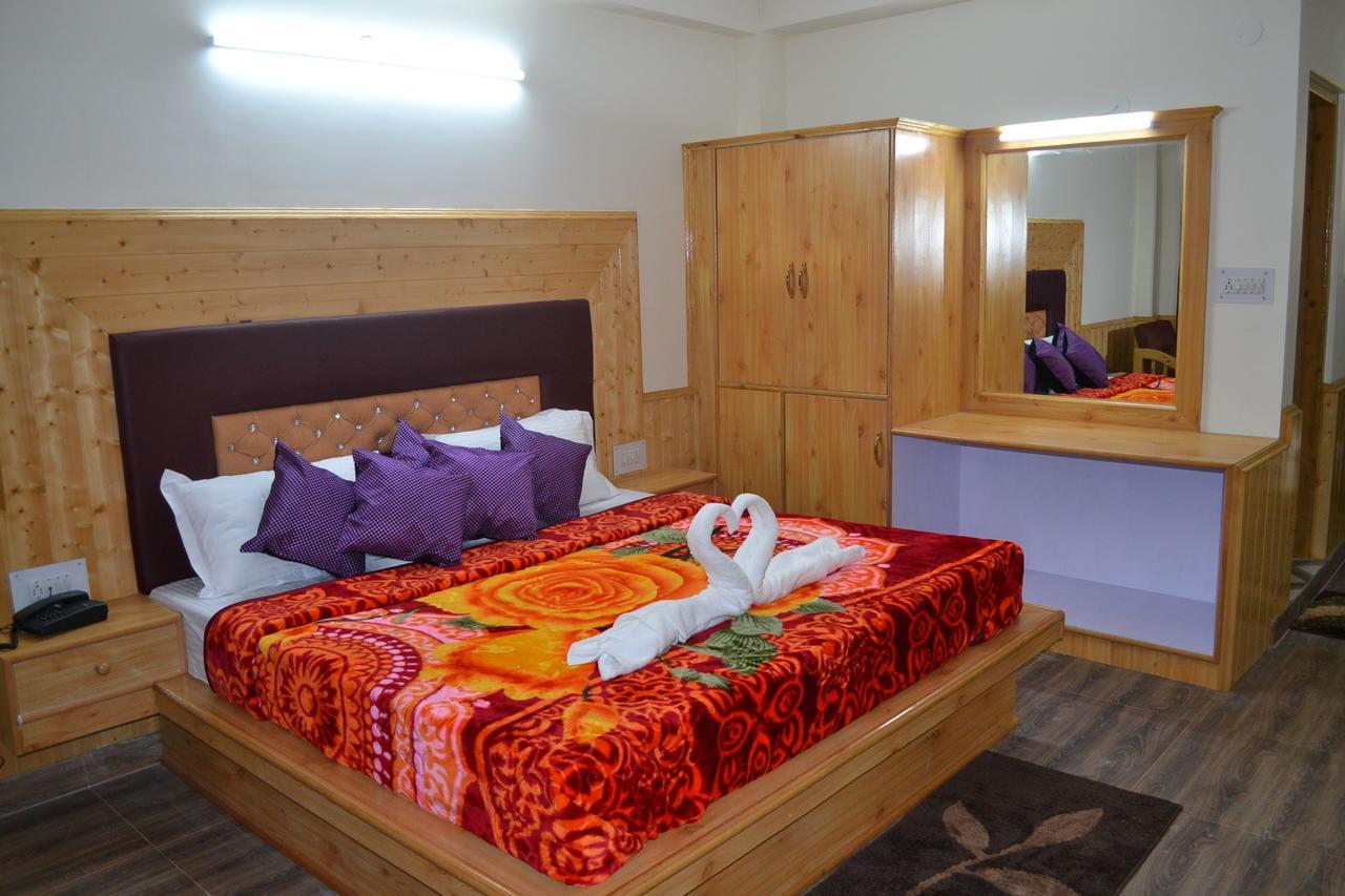 Rewat Residency 3*