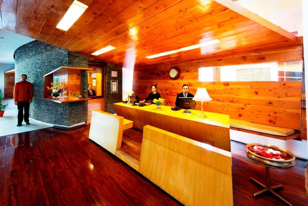 Resort Manuallaya The &