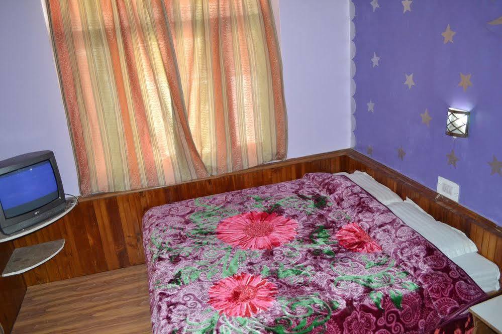 Chetna 3* Manali (Himachal Pradesh)