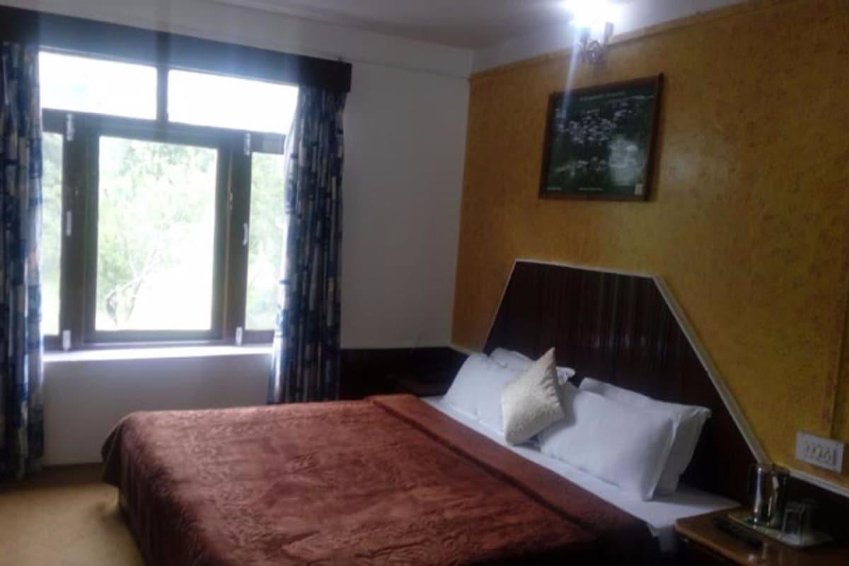 Hotel Mountain 2*