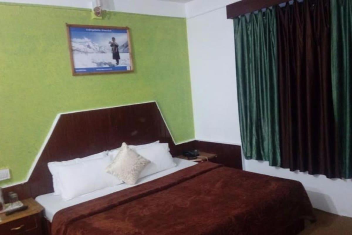 Mountain Hotel Manali (Himachal Pradesh)