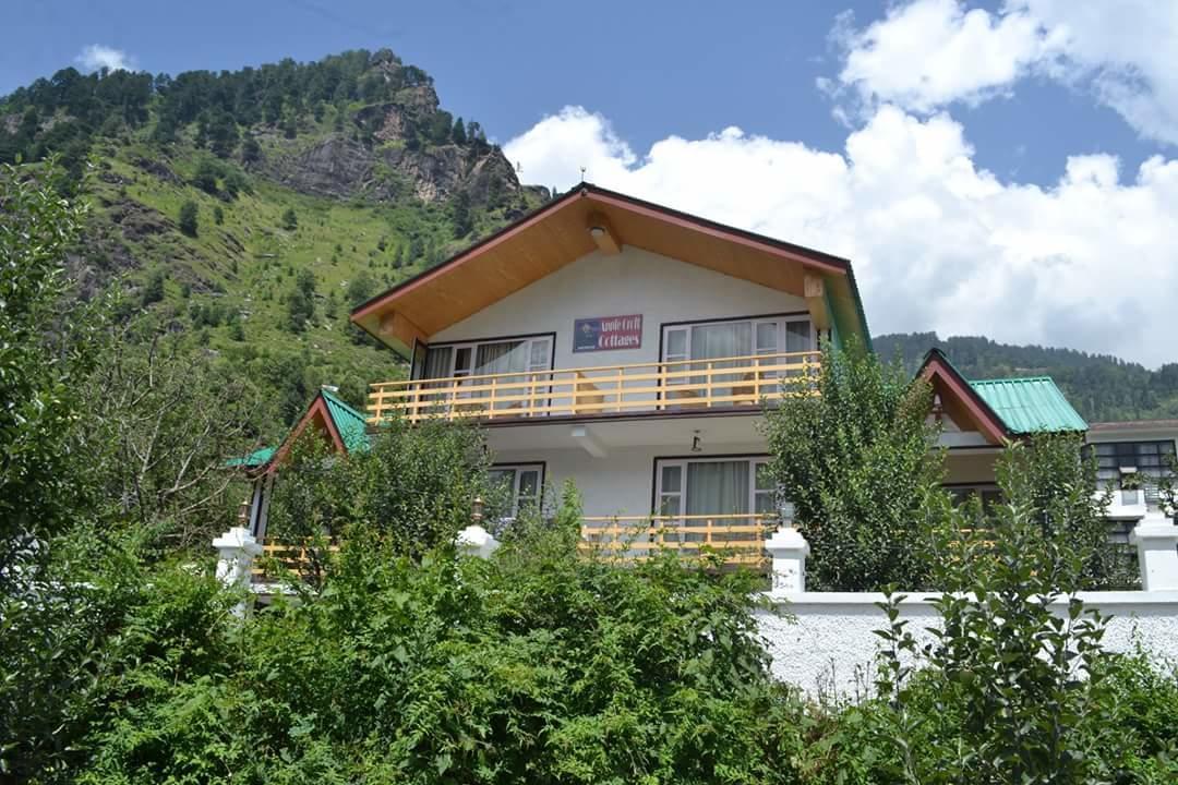 Resort V Apple Croft