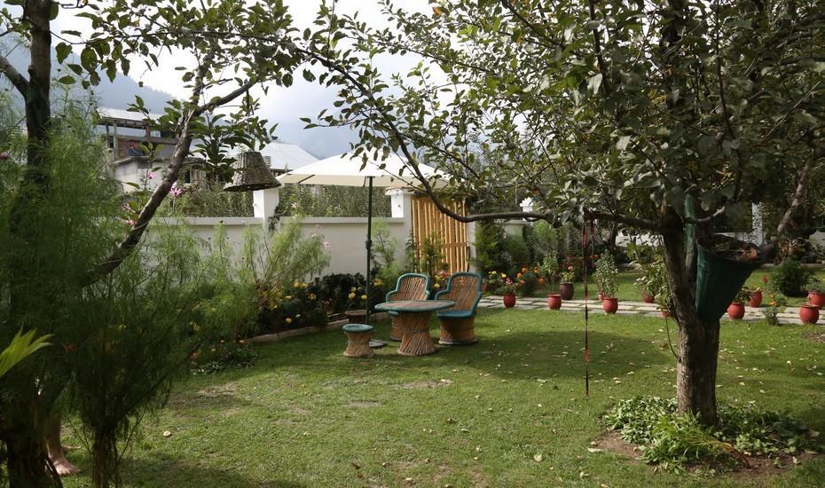 V Apple Croft Resort Manali (Himachal Pradesh)
