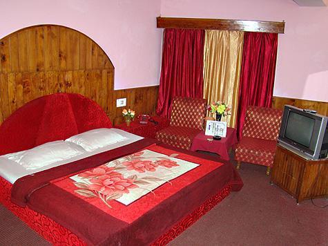 Highway Hotel Manali (Himachal Pradesh)