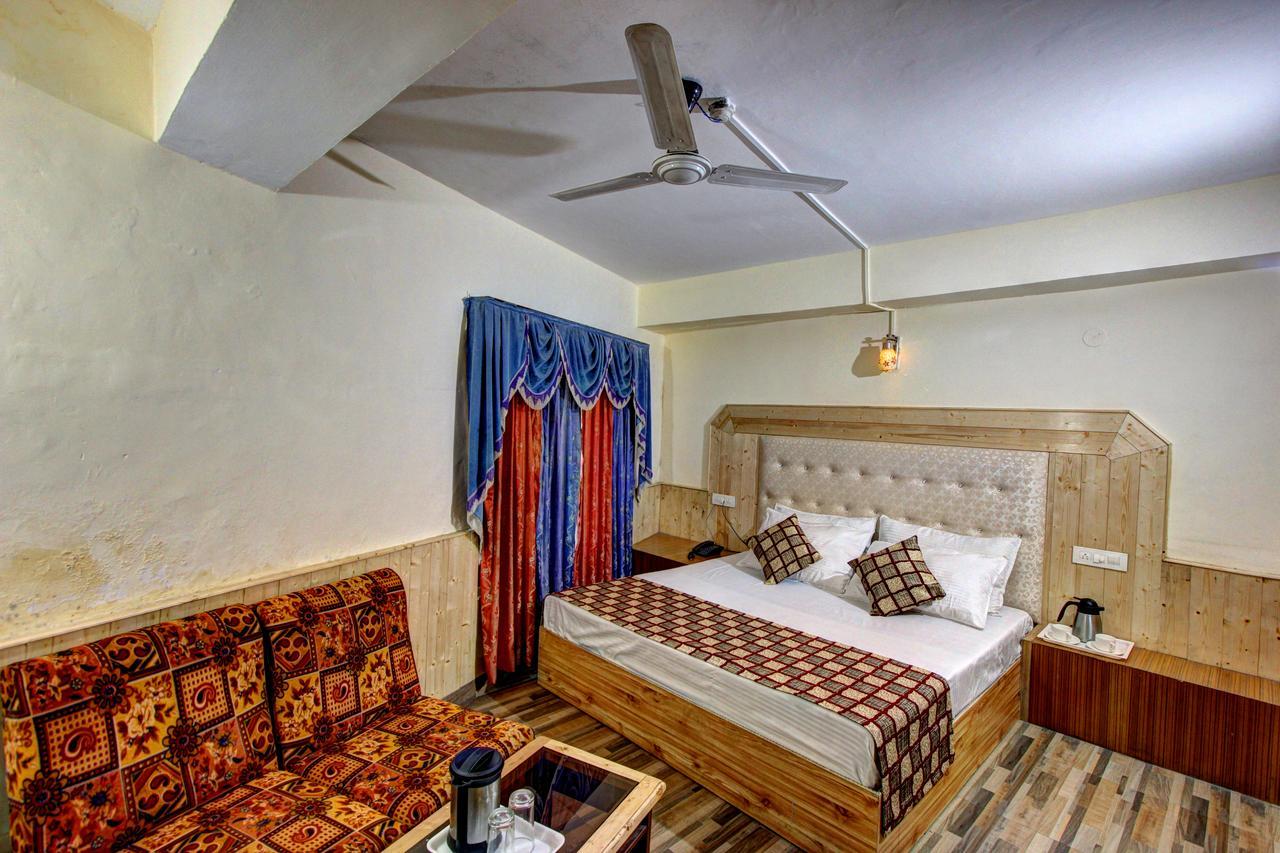 Highway Hotel Manali (Himachal Pradesh)