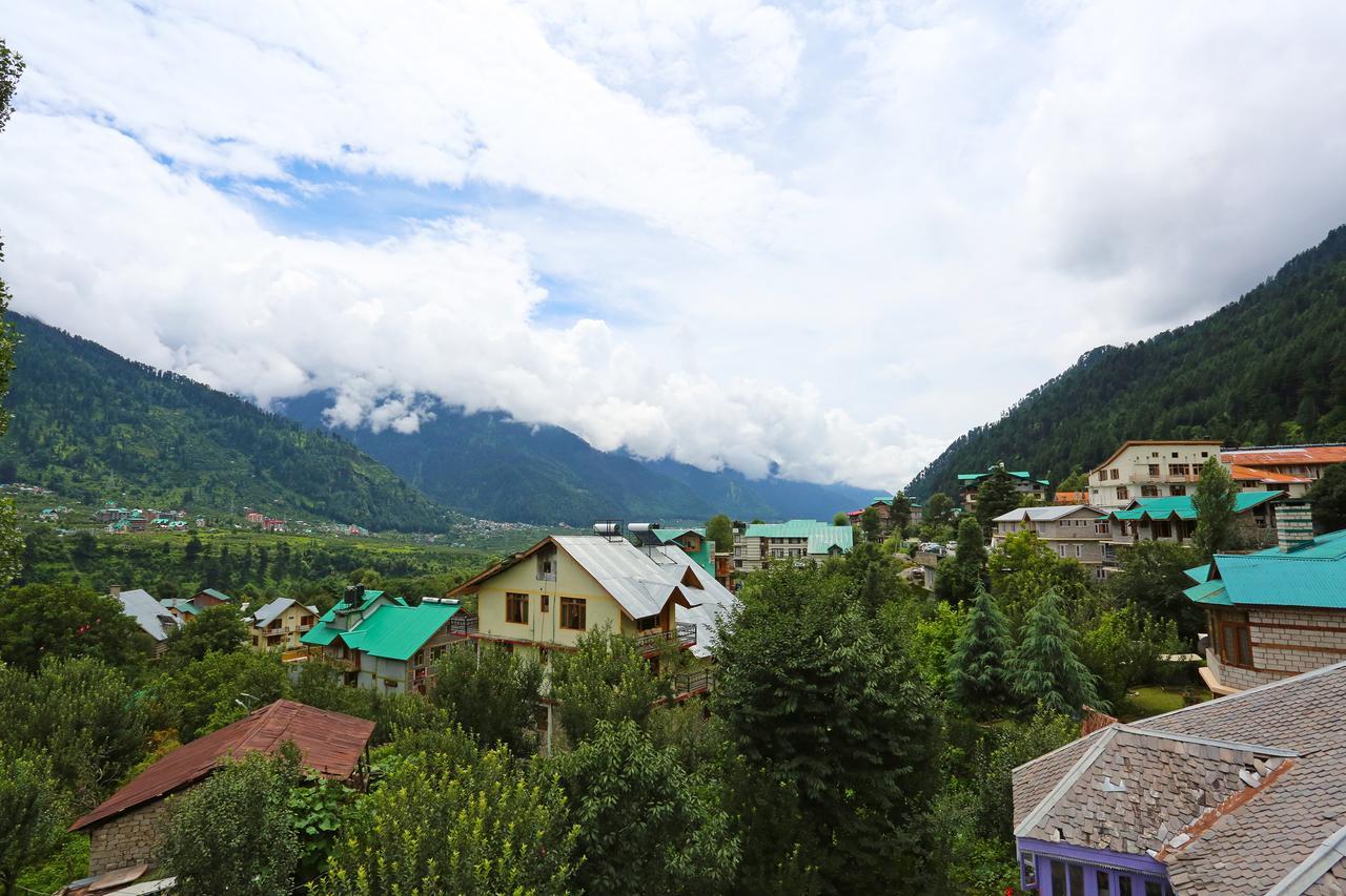 Oyo 9185 The Nature Hotel 3*