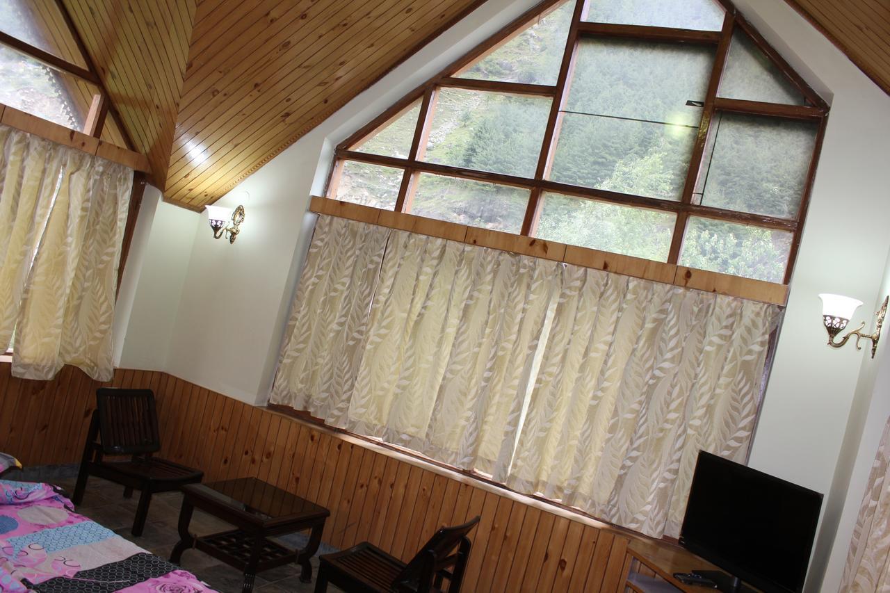 Paradise Chateau * Manali (Himachal Pradesh)