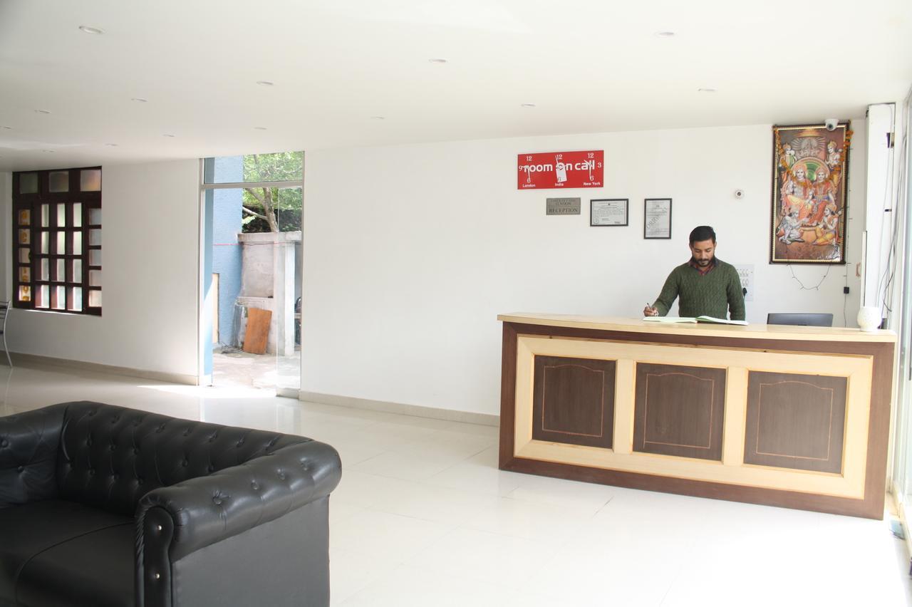 Adb Kundan Hotel