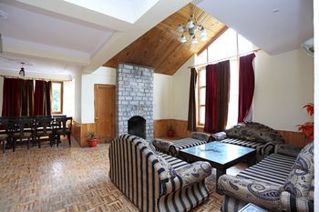 Oyo 7008 Astha Hotel 3*