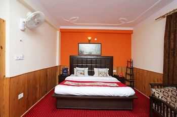 Hotel Oyo 7008 Astha