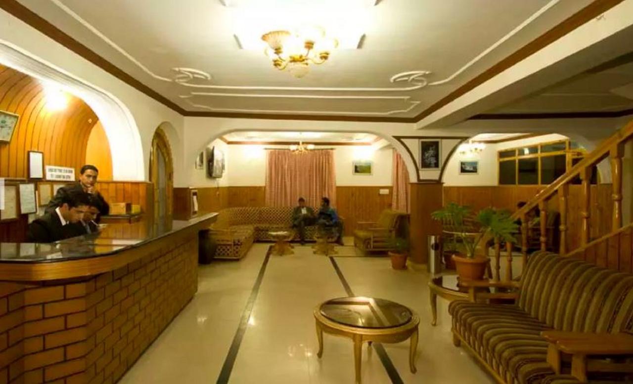 Himgiri Hotel 2*