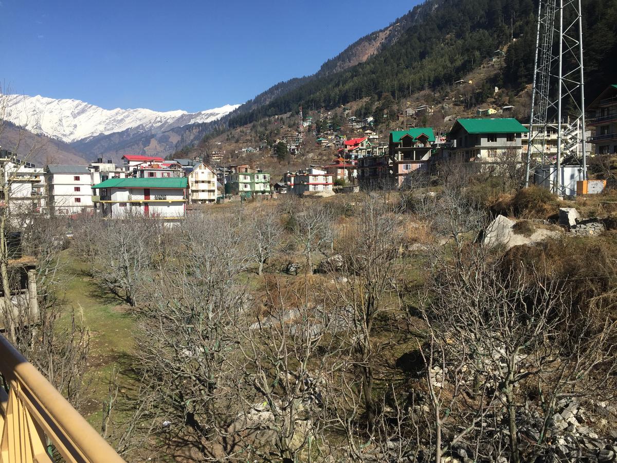 Apple Paradise Hotel Manali (Himachal Pradesh)