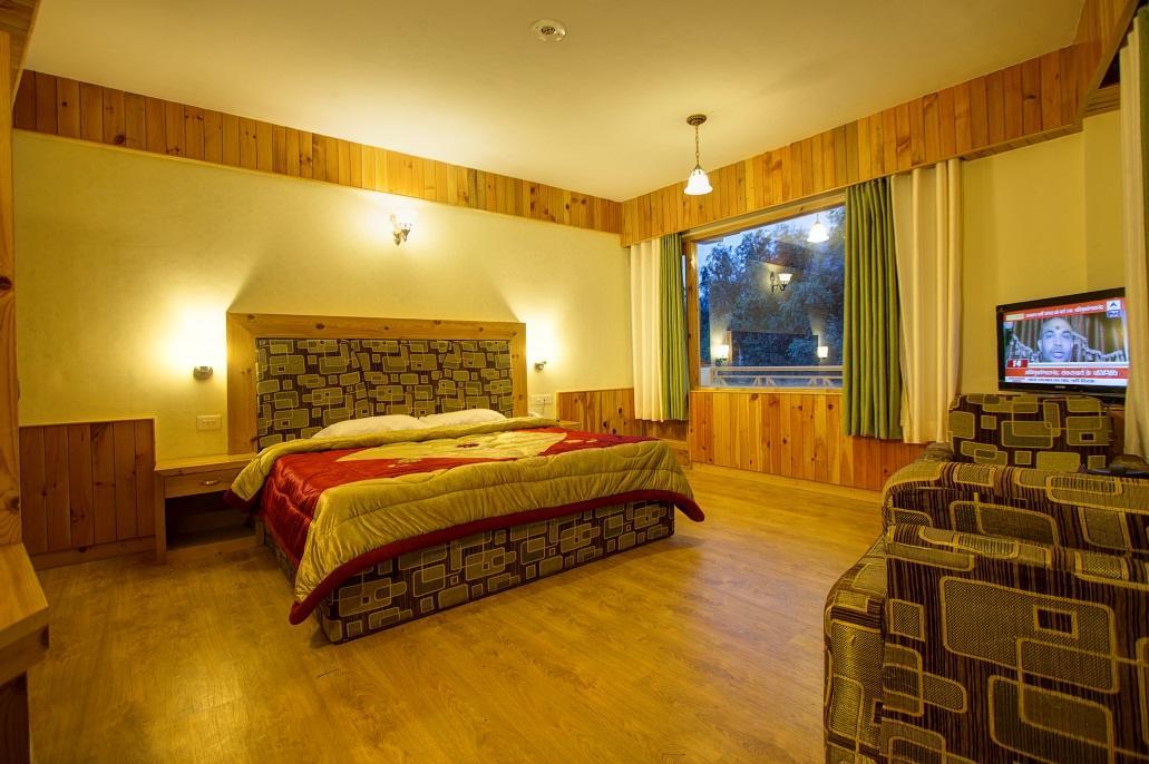 Apple Paradise Hotel 4*