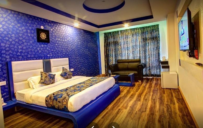 The Moniker & Resort 4*