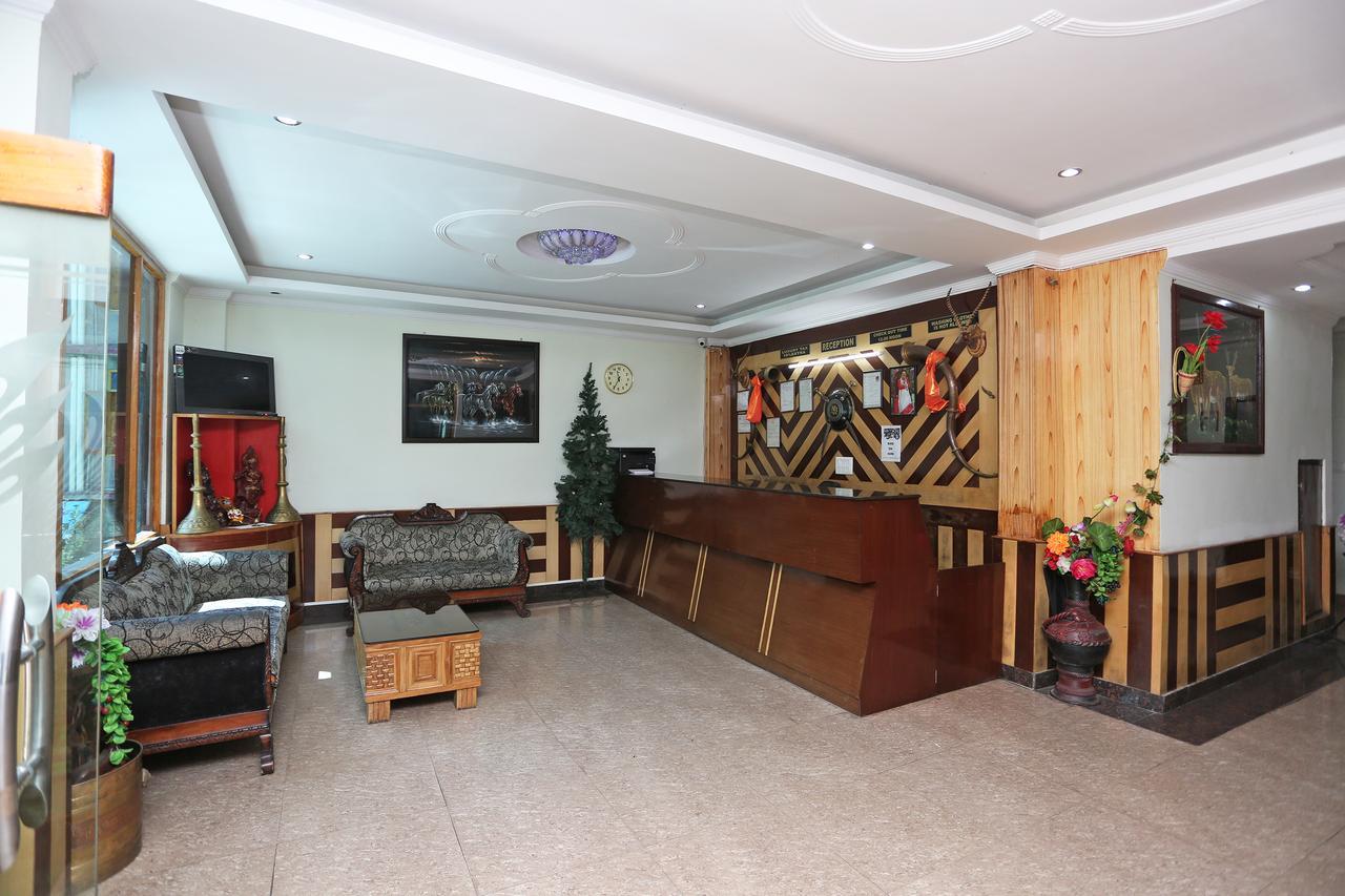 Hotel Oyo 9684 Rudra Palace 3*
