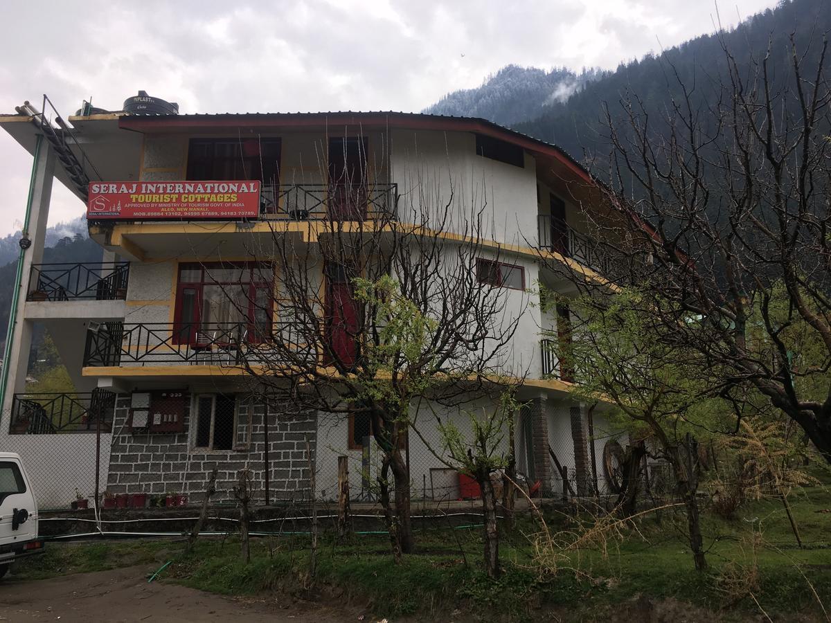 Hotel Seraj International