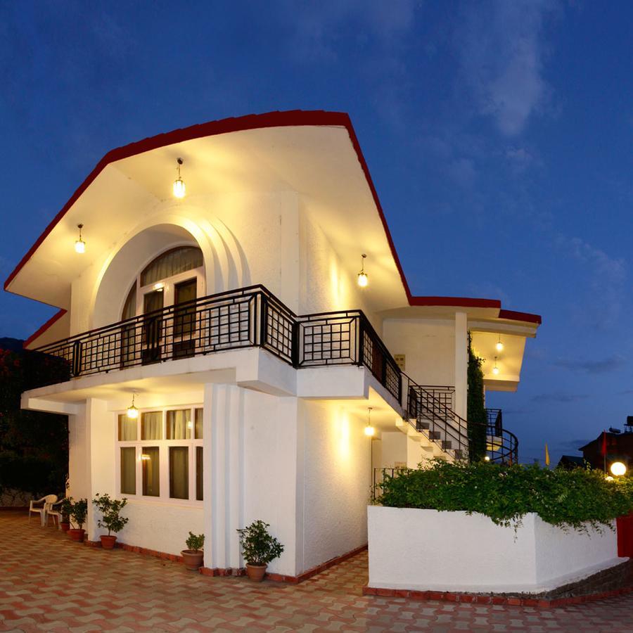 Resort De Vivendi With 35000 Sqft Open Lawn With Bbq Manali (Himachal Pradesh)