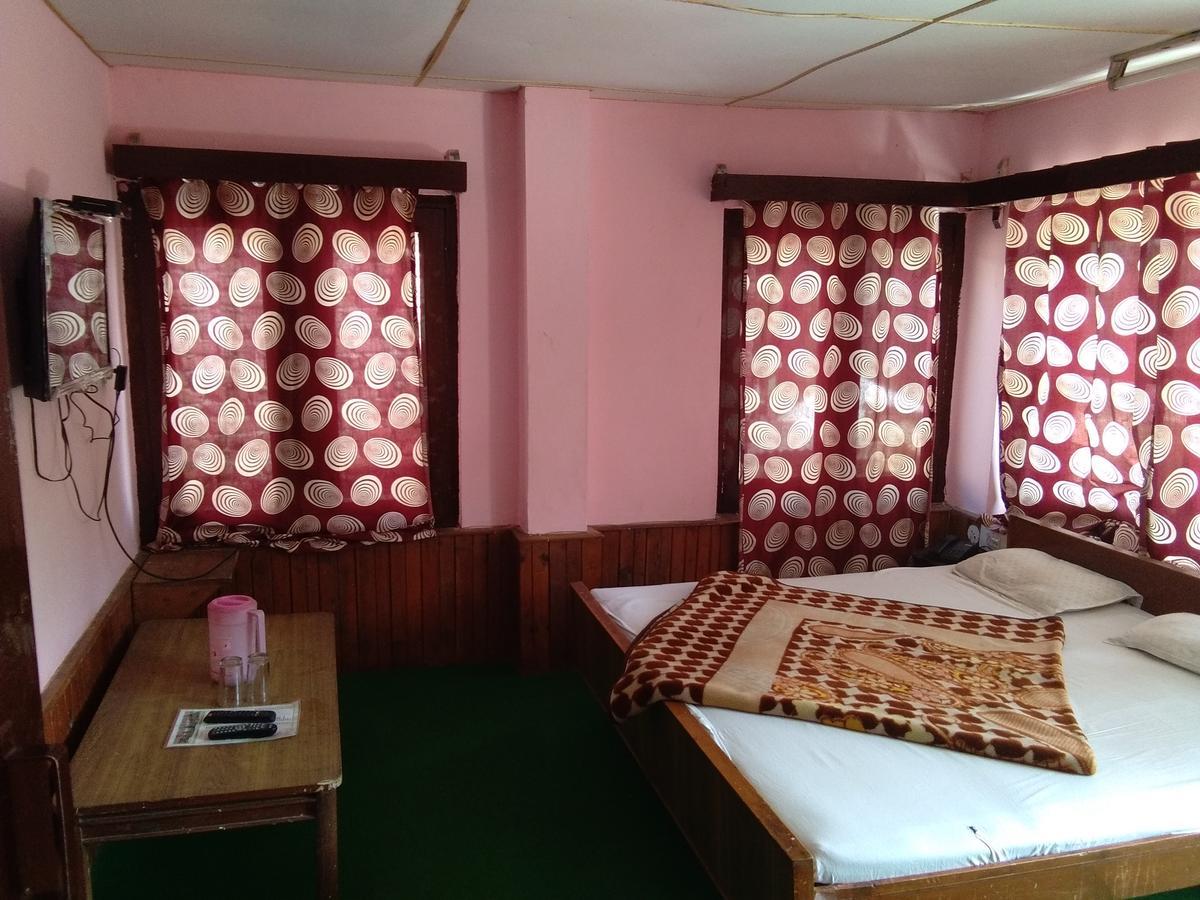 Hotel Hema Manali (Himachal Pradesh)