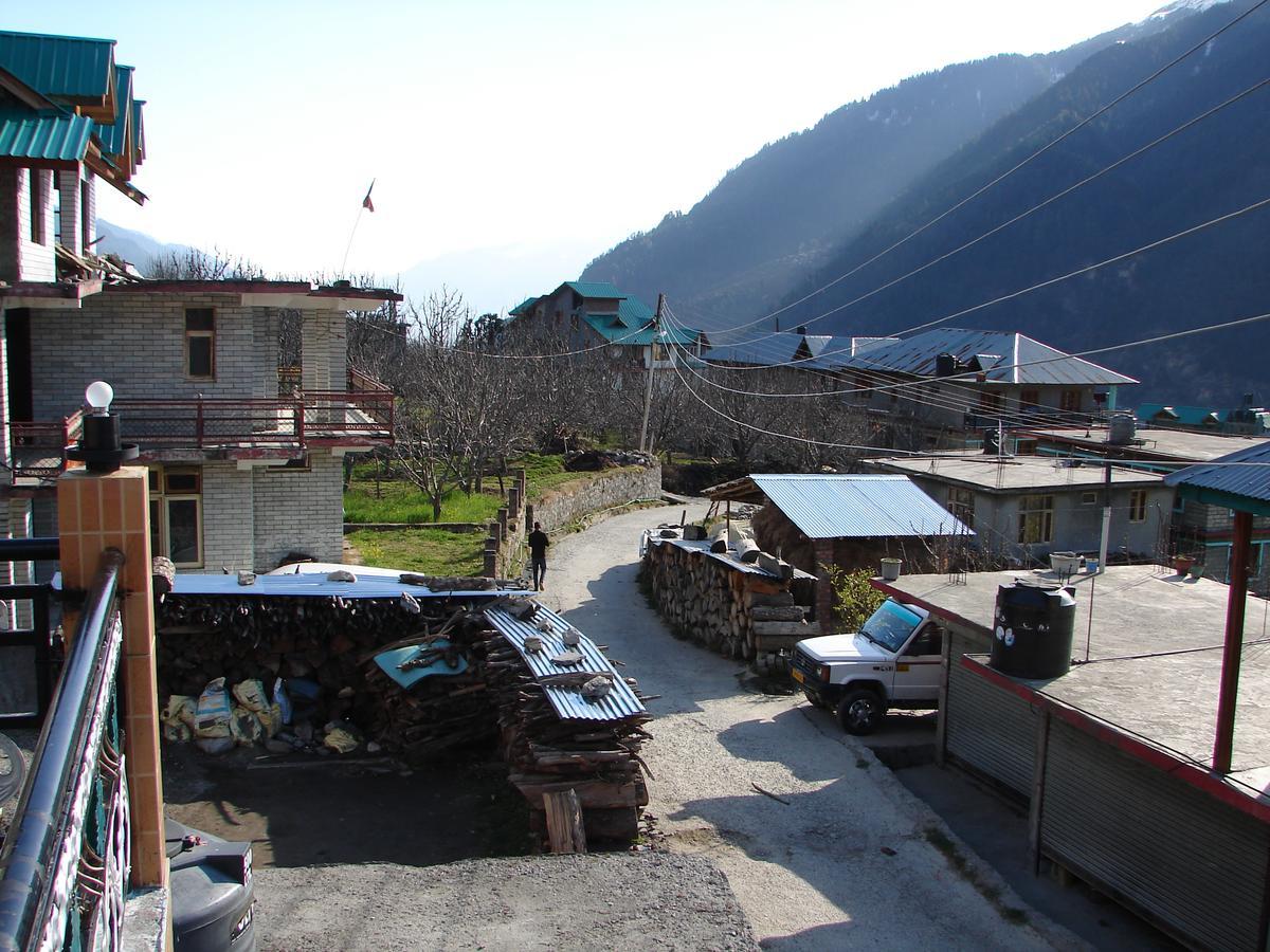 Snow Heaven * Manali (Himachal Pradesh)