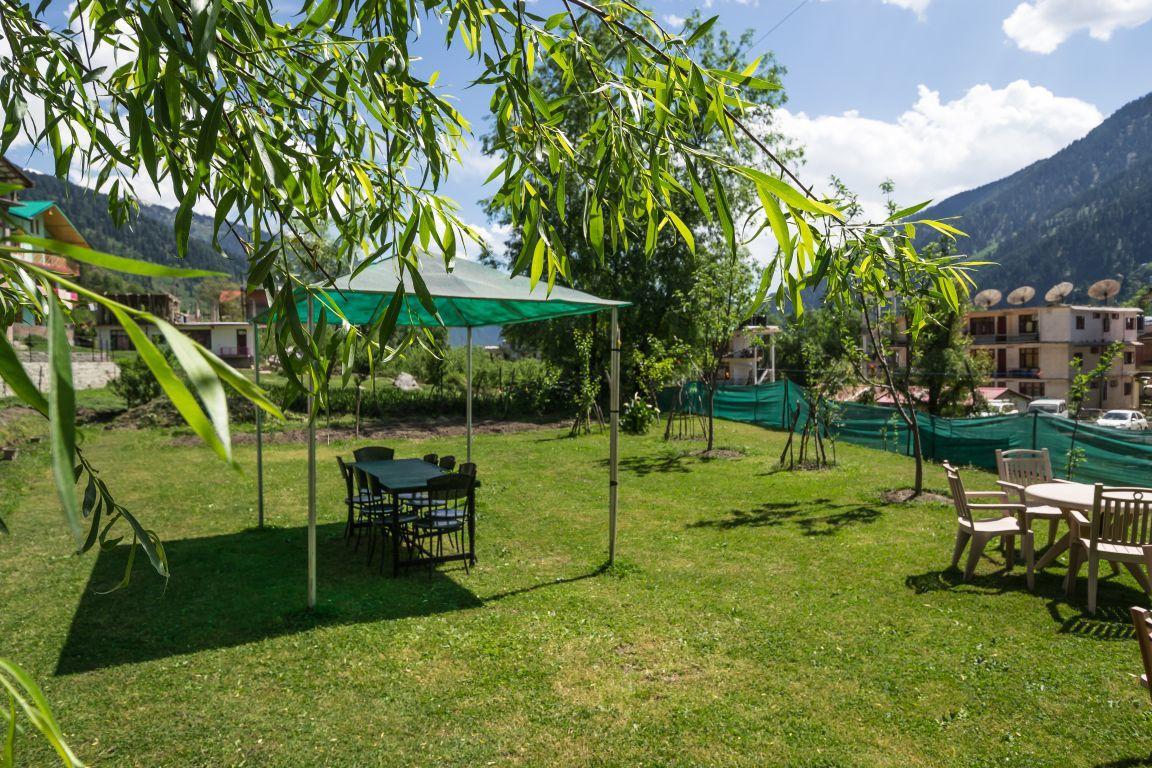 Hotel Wood Valley Cottages Manali (Himachal Pradesh)