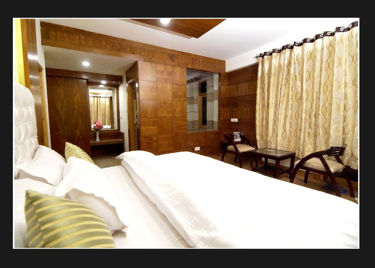 Pristine Hotel