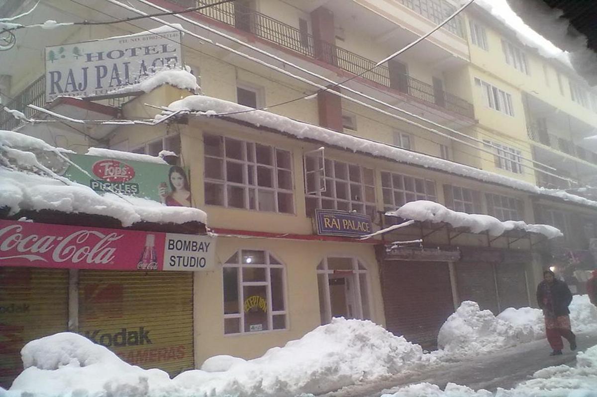 Hotel Raj Palace Manali (Himachal Pradesh)