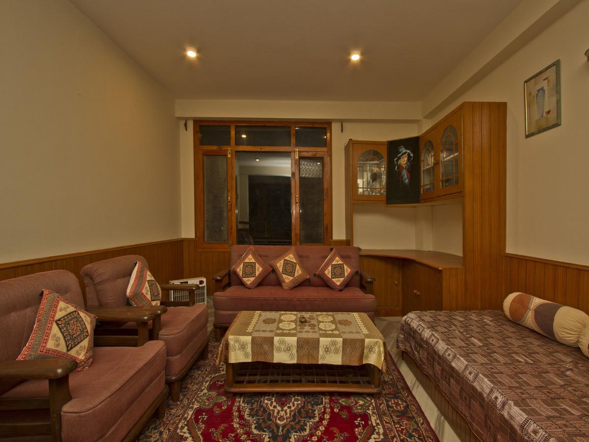 Oyo 8648 Kyipo Khang Bed & Breakfast 2*