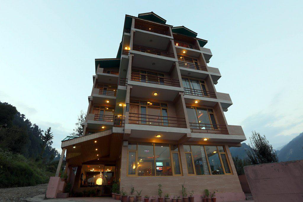 Hotel Lotus River View 3*