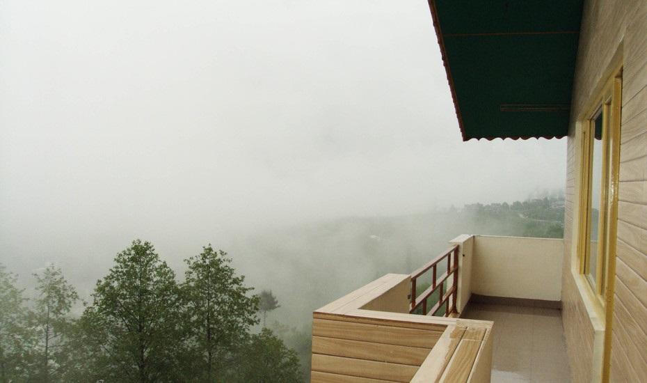 Lotus River View Hotel Manali (Himachal Pradesh)