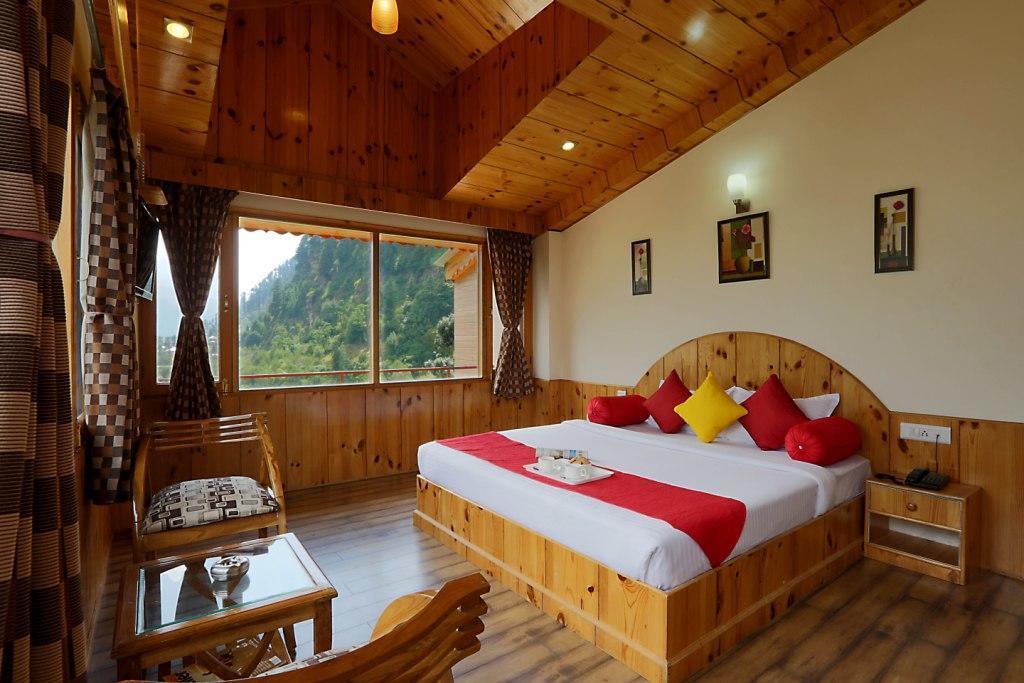 Lotus River View Hotel 3*