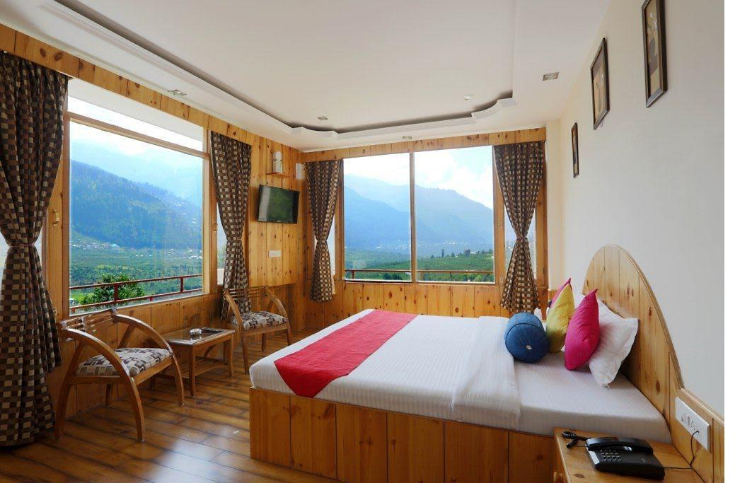 Lotus River View 3*