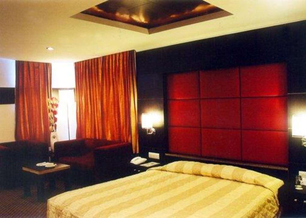 Resort Renest River Country 4*