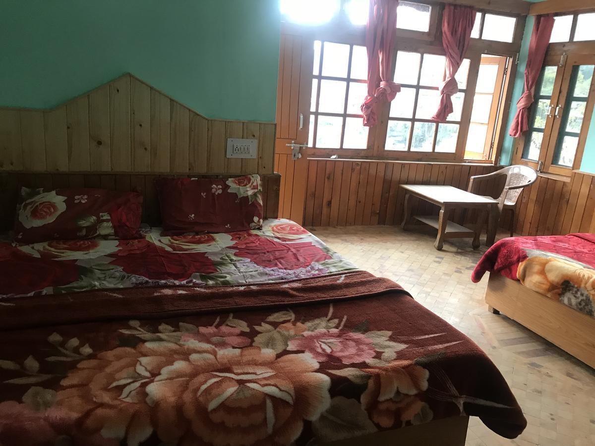 Sharda House Hotel 2*