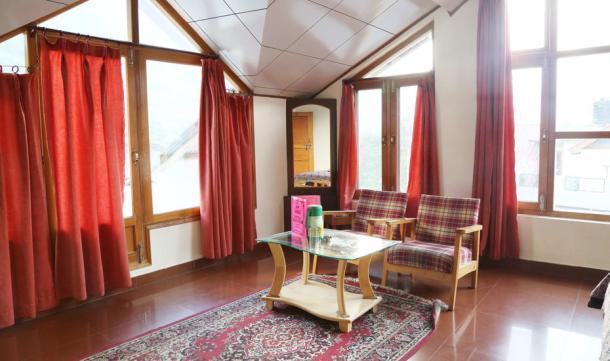 Anupam Hotel 3*