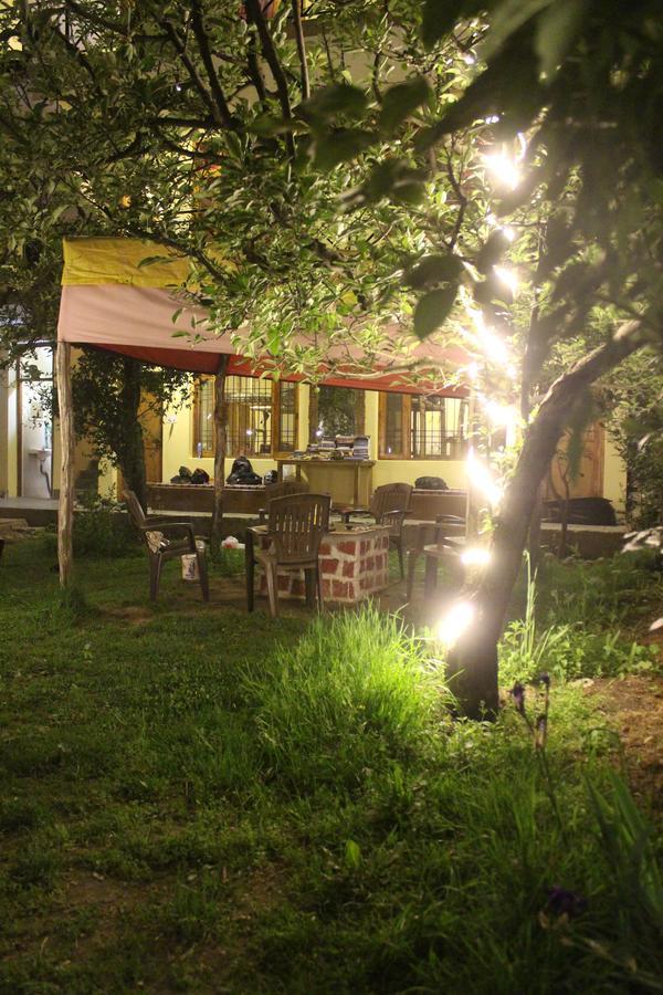 Red House Cafe 2* Manali (Himachal Pradesh)