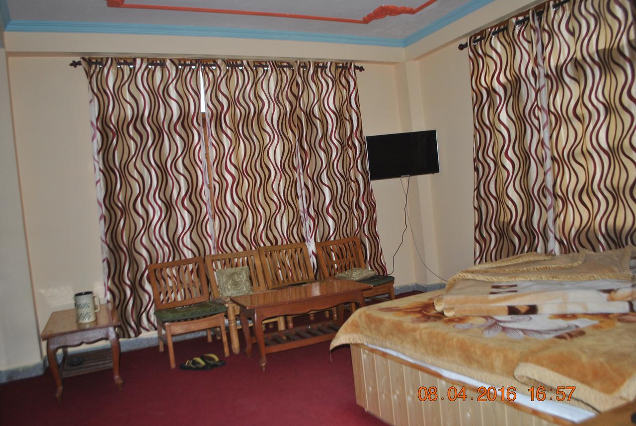 Hotel Suraj Manali (Himachal Pradesh)