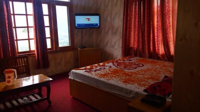 Hotel Suraj Manali (Himachal Pradesh)