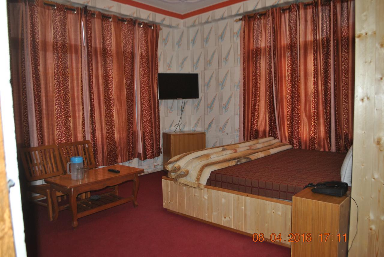 Suraj Hotel 3*