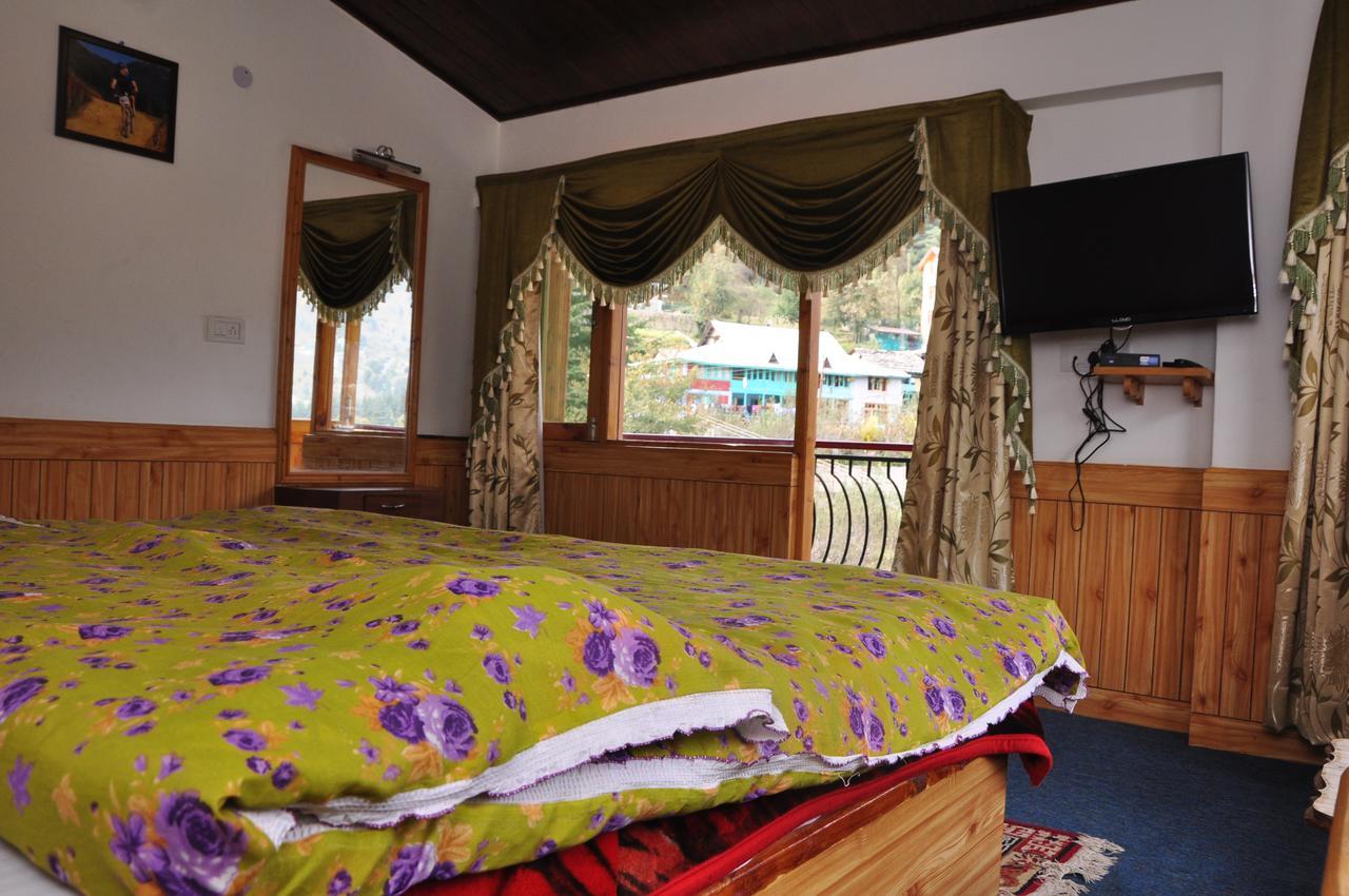 Hotel King's Land 3*