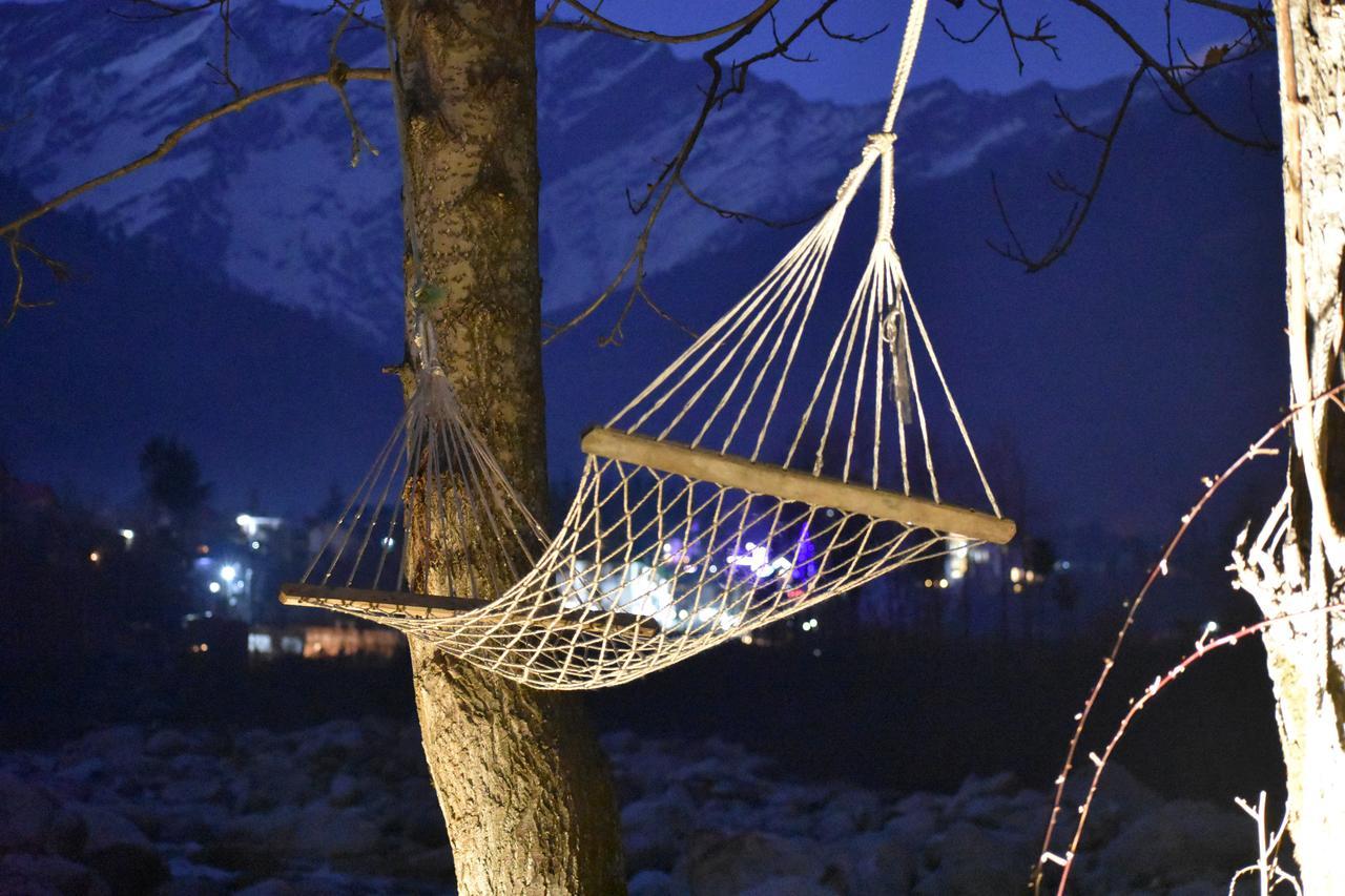 Resort The Allure Grand - A Riverside And