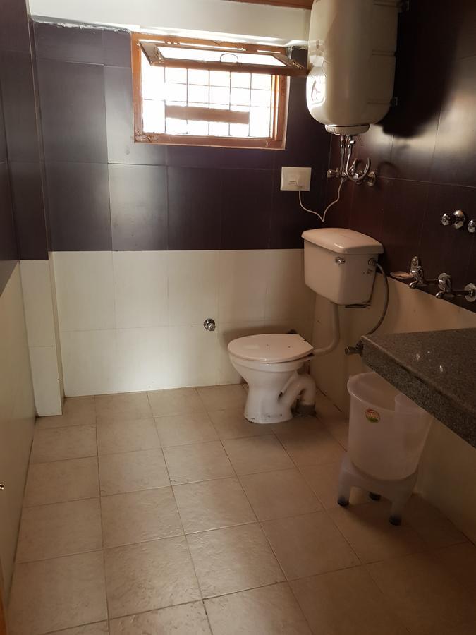 Hotel Janghu And Restuarant 2*