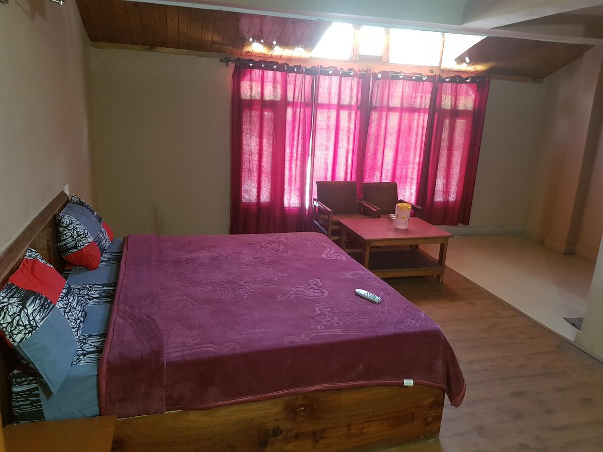 Hotel Janghu And Restuarant 2*