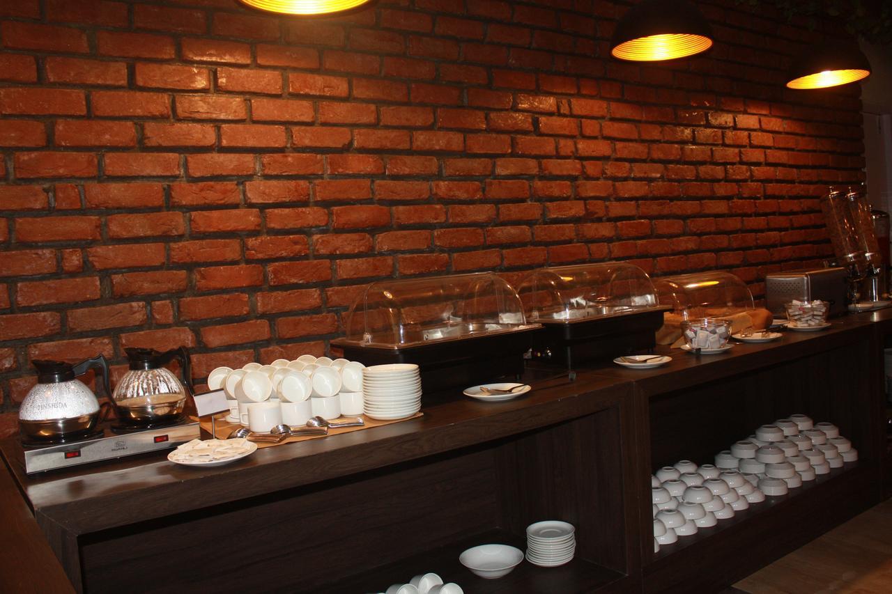 Avishi Greens Hotel Manali (Himachal Pradesh)