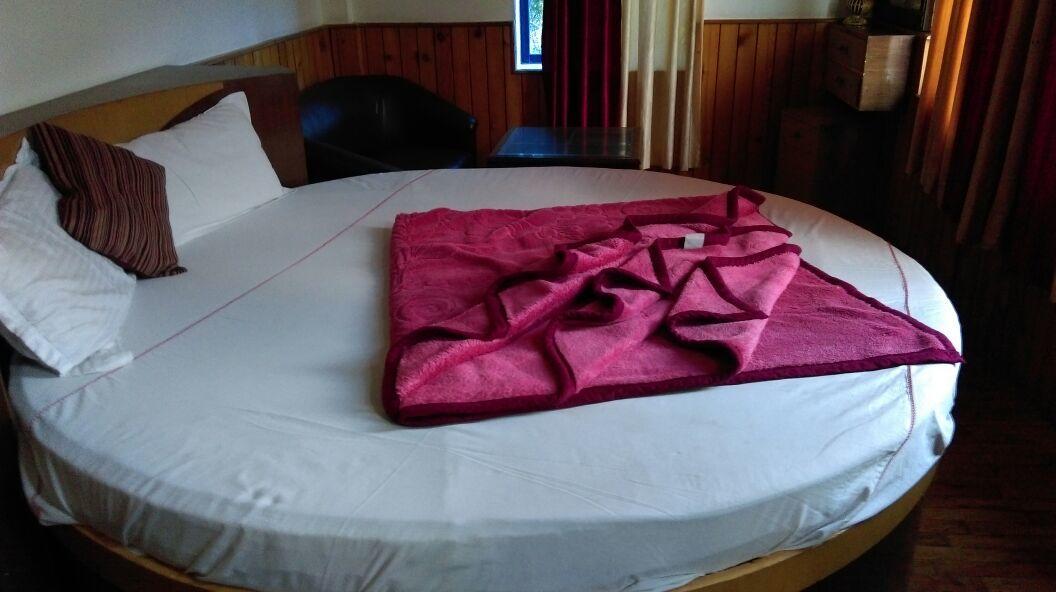 Baragarh Regency Hotel