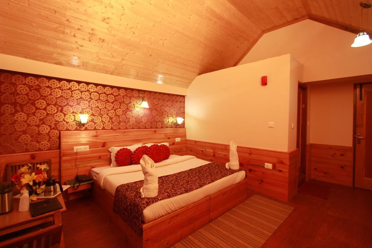 Golden Apple Inn *