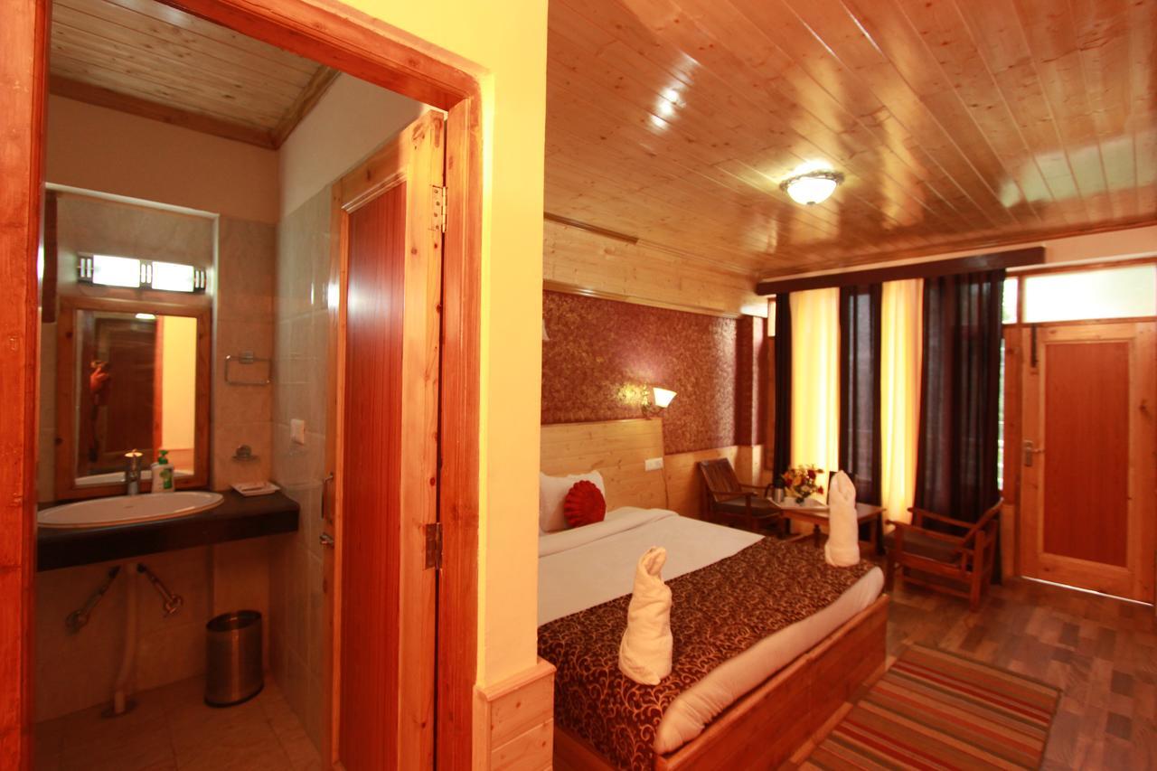 Golden Apple Inn