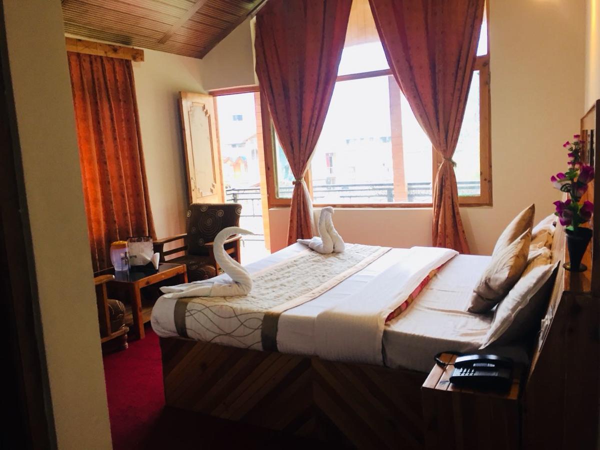 Bed & Breakfast Oyo 13232 Red Rose