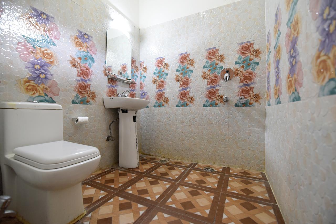 Oyo 13232 Red Rose Bed & Breakfast Manali (Himachal Pradesh)
